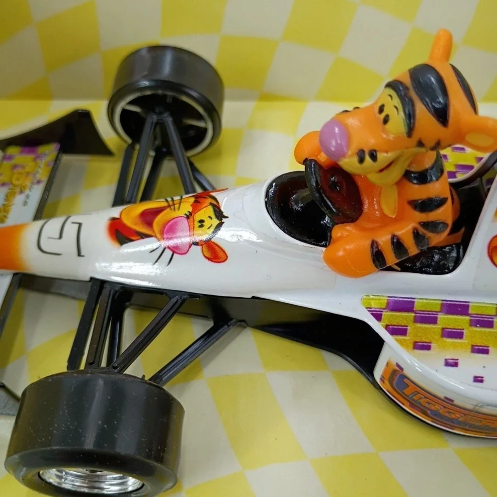 Bburago 1:24 Scale Diecast Disney Formula Tigger Racing Car Burago NIB